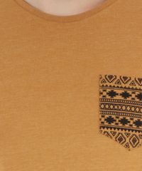 Camiseta-com-Bolso-Estampado-Caramelo-8331451-Caramelo_4
