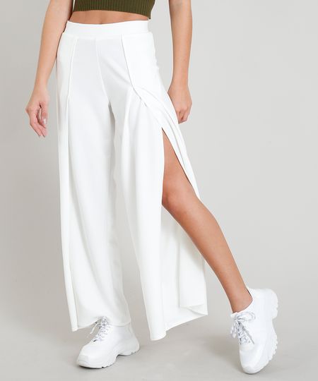 calça pantalona branca praia