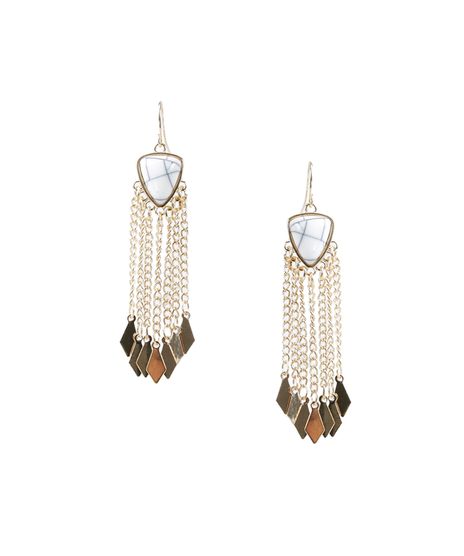 Par-de-Brincos-com-Corrente-Dourado-8097124-Dourado_1