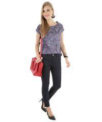 Blusa-com-Estampa-de-Paisley-Azul-Marinho-8342398-Azul_Marinho_3