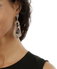 Par-de-Brincos-com-Pedraria-Dourado-8109732-Dourado_2
