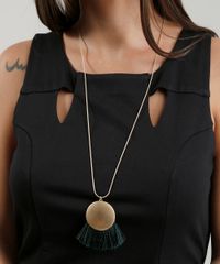 Colar-Feminino-Longo-com-Pingente-de-Franjas-Dourado-9272869-Dourado_2
