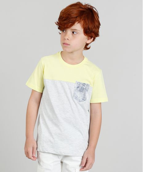 Camiseta-Infantil-com-Bolso-Estampado-Manga-Curta-Cinza-Mescla-Claro-9361238-Cinza_Mescla_Claro_1