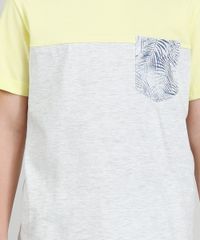 Camiseta-Infantil-com-Bolso-Estampado-Manga-Curta-Cinza-Mescla-Claro-9361238-Cinza_Mescla_Claro_4
