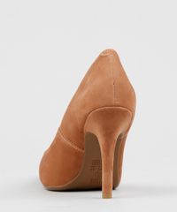 Scarpin-Bico-Fino-Vizzano-em-Suede-Caramelo-9410613-Caramelo_3