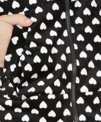 Blusao-em-Plush-Estampado-de-Coracoes-Preto-8233169-Preto_4