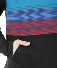 Camiseta-com-Capuz-Preta-8230041-Preto_4