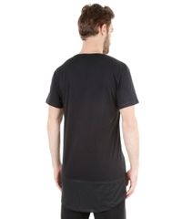 Camiseta-Longa-com-Bolso-Preta-8332541-Preto_2