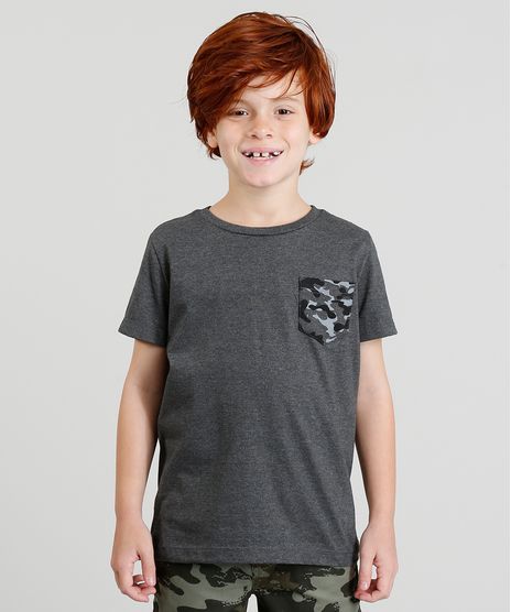 Camiseta-Infantil-com-Bolso-Estampado-Manga-Curta-Gola-Careca-Cinza-Mescla-Escuro-9329119-Cinza_Mescla_Escuro_1