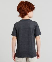 Camiseta-Infantil-com-Estampa-Camuflada-com-Bolso-Manga-Curta-Gola-Careca-Cinza-Mescla-Escuro-9378185-Cinza_Mescla_Escuro_2