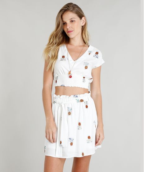 Blusa-Feminina-Cropped-Estampada-de-Abacaxis-Manga-Curta-Decote-V-Off-White-9358094-Off_White_1