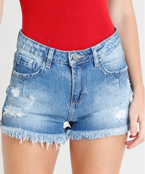 short jeans muito curto