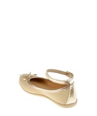 Sapatilha-com-Laco-Dourada-8332138-Dourado_3