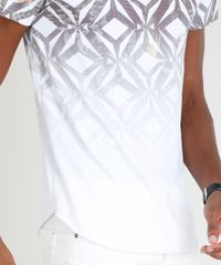 Camiseta-Masculina-Slim-Fit-Estampada-Geometrica-Degrade-Manga-Curta-Gola-Careca-Branca-9388076-Branco_4
