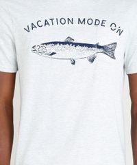 Camiseta-Masculina--Vacation--com-Bolso-Manga-Curta-Gola-Careca-Cinza-Mescla-Claro-9356240-Cinza_Mescla_Claro_4