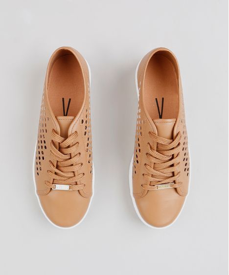 tenis caramelo vizzano