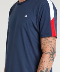 Camiseta-Masculina-Esportiva-Ace-com-Recortes-Manga-Curta-Gola-Careca-Azul-Marinho-8312443-Azul_Marinho_4 Camiseta-Masculina-Esportiva-Ace-com-Recortes-Manga-Curta-Gola-Careca-Azul-Marinho-8312443-Azul_Marinho_4