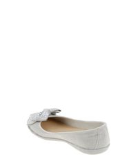 Sapatilha-em-Suede-com-Laco-Cinza-8335035-Cinza_3