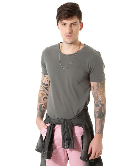 Camiseta-com-Bolso-Chumbo-8332328-Chumbo_1