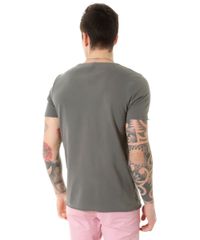 Camiseta-com-Bolso-Chumbo-8332328-Chumbo_2