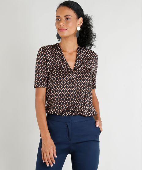 Body-Feminino-Estampado-Geometrico-Decote-V-Manga-Curta-Preto-9394403-Preto_1