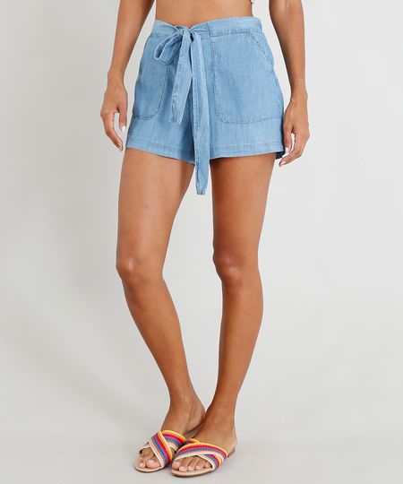 Short Jeans Clochard Feminino com Amarração Azul Claro Menor preço em Short Jeans Clochard Feminino com Amarração Azul Claro
