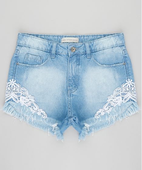 renda em shorts jeans