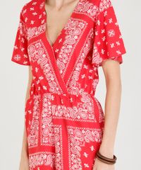 Macaquinho-Feminino-Estampado-de-Bandana-Decote-V-Curto-Vermelho-9388725-Vermelho_4
