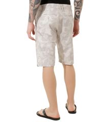 Bermuda-com-Folhagem-Bege-Claro-8377903-Bege_Claro_2