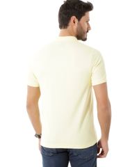 Polo-em-Piquet-Amarela-8404312-Amarelo_2