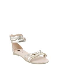 Sandalia-Rasteira-com-Tiras-Dourada-8210781-Dourado_1