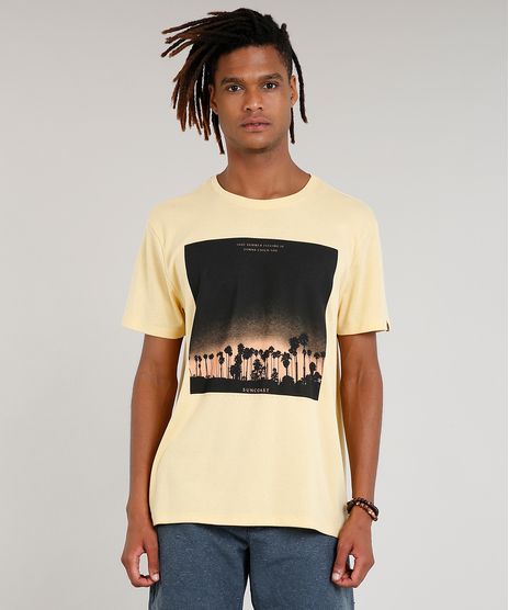 Camiseta-Masculina-com-Estampa-de-Coqueiros-Manga-Curta-Gola-Careca-Amarela-9419885-Amarelo_1