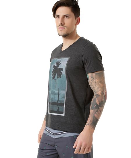 Camiseta-com-Estampa-de-Paisagem-Cinza-Mescla-8423621-Cinza_Mescla_1 Camiseta-com-Estampa-de-Paisagem-Cinza-Mescla-8423621-Cinza_Mescla_1
