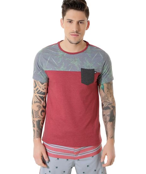 Camiseta-com-Bolso-Vermelha-8382783-Vermelho_1
