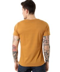 Camiseta-com-Bolso-Caramelo-8397171-Caramelo_2