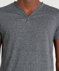 Camiseta-Masculina-Slim-Fit-com-Botoes-Manga-Curta-Gola-V-Cinza-Mescla-Escuro-9407026-Cinza_Mescla_Escuro_4