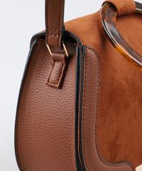 Bolsa-Feminina-Transversal-com-Argola-de-Acrilico-Caramelo-9381302-Caramelo_5