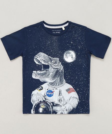 Camiseta-Infantil-Dinossauro-Astronauta-Manga-Curta-Gola-Careca-Azul-Marinho-9442026-Azul_Marinho_1 Camiseta-Infantil-Dinossauro-Astronauta-Manga-Curta-Gola-Careca-Azul-Marinho-9442026-Azul_Marinho_1