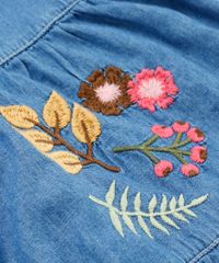 Vestido-Jeans-Infantil-com-Bordado-Sem-Manga-Azul-Medio-9413076-Azul_Medio_3