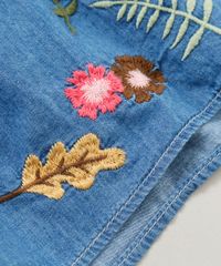 Vestido-Jeans-Infantil-com-Bordado-Sem-Manga-Azul-Medio-9413076-Azul_Medio_4
