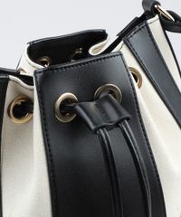 Bolsa-Saco-Feminina-Transversal-com-Recortes-Preta-9361052-Preto_4