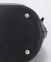 Bolsa-Saco-Feminina-Transversal-com-Recortes-Preta-9361052-Preto_5