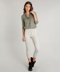Camisa-Feminina-com-Bolsos-e-Martingale-Manga-Longa-Verde-Militar-9458572-Verde_Militar_3