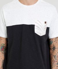 Camiseta-Masculina-com-Bolso-Estampado-de-Folhagem-Manga-Curta-Gola-Careca-Preta-Preta-9125862-Preto_4
