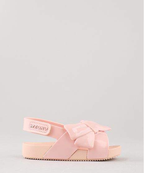 Sandalia-Infantil-Zaxy-Nina-com-Tiras-Cruzadas-e-Laco-Rose-9492880-Rose_1