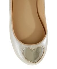 Sapatilha-com-Coracao-Dourada-8433854-Dourado_4