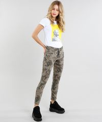 Calca-de-Sarja-Feminina-Cigarrete-Push-Up-Estampada-Camuflada-Verde-Militar-9454071-Verde_Militar_3