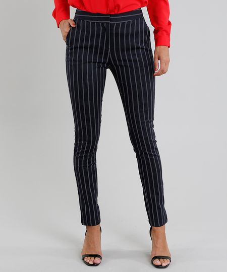 Calça Social Feminina Skinny Listrada com Bolsos Azul Marinho Menor preço em Calça Social Feminina Skinny Listrada com Bolsos Azul Marinho