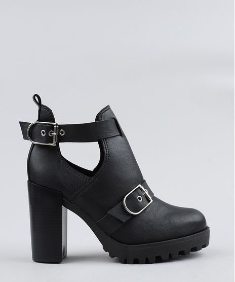Bota-Feminina-Moleca-Tratorada-com-Fivelas-e-Vazado-Preta-9510222-Preto_1