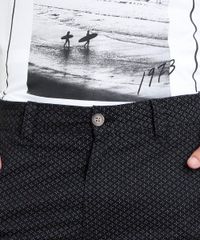 Bermuda-de-Sarja-Masculina-Reta-Estampada-Mini-Print-Preta-9464486-Preto_2